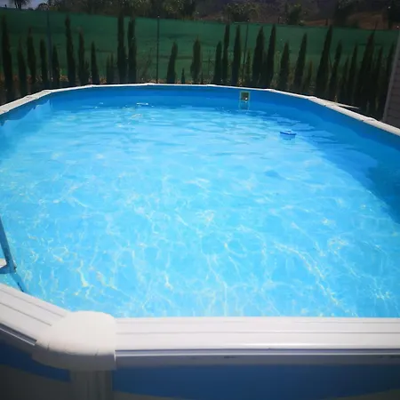 Casa rural 4 Bungalows-cortijo Da Luigi-4 Adultos-2 Dormitorios-piscina-ideal Familias-cartama-malaga *